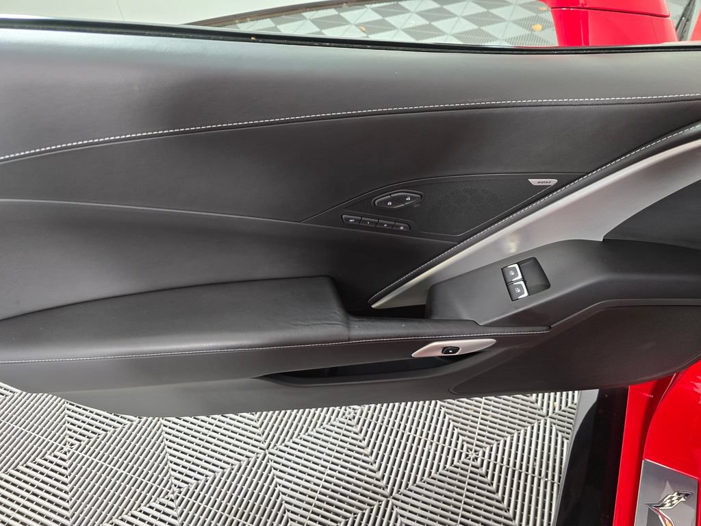 Used 2018 Chevrolet Corvette Grand Sport RWD image 21