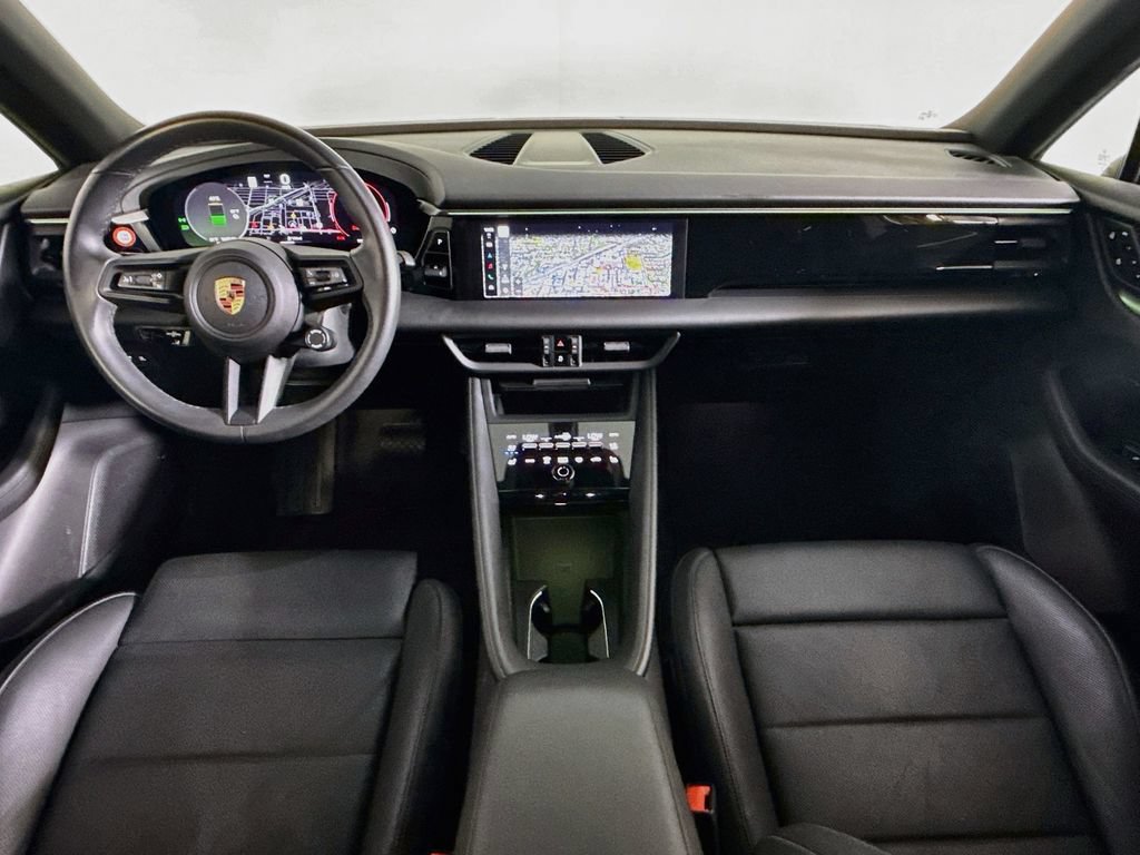 Certified 2025 Porsche Macan Electric RWD image 12