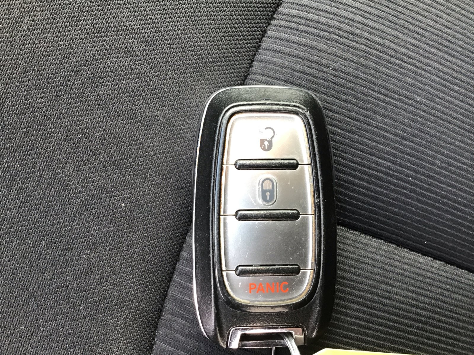 Used 2018 Chrysler Pacifica L FWD image 28