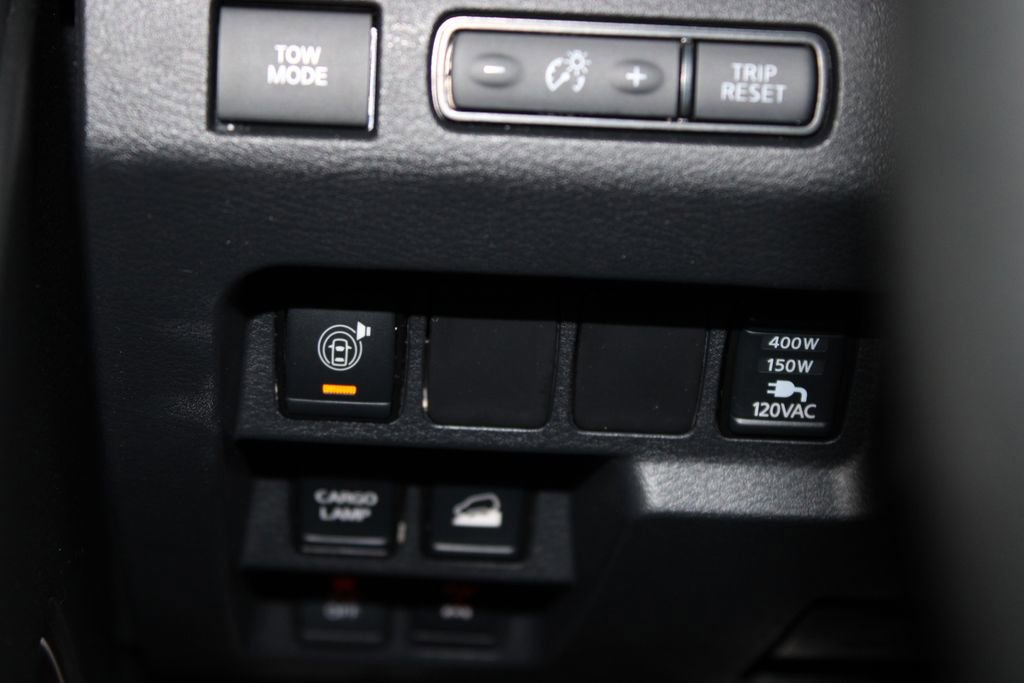 Used 2024 Nissan Frontier PRO-4X w/ Pro Convenience Package image 40