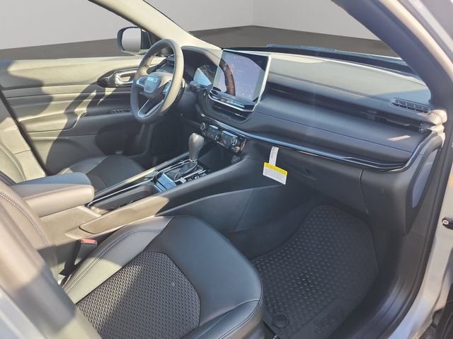 New 2026 Jeep Compass Altitude image 38