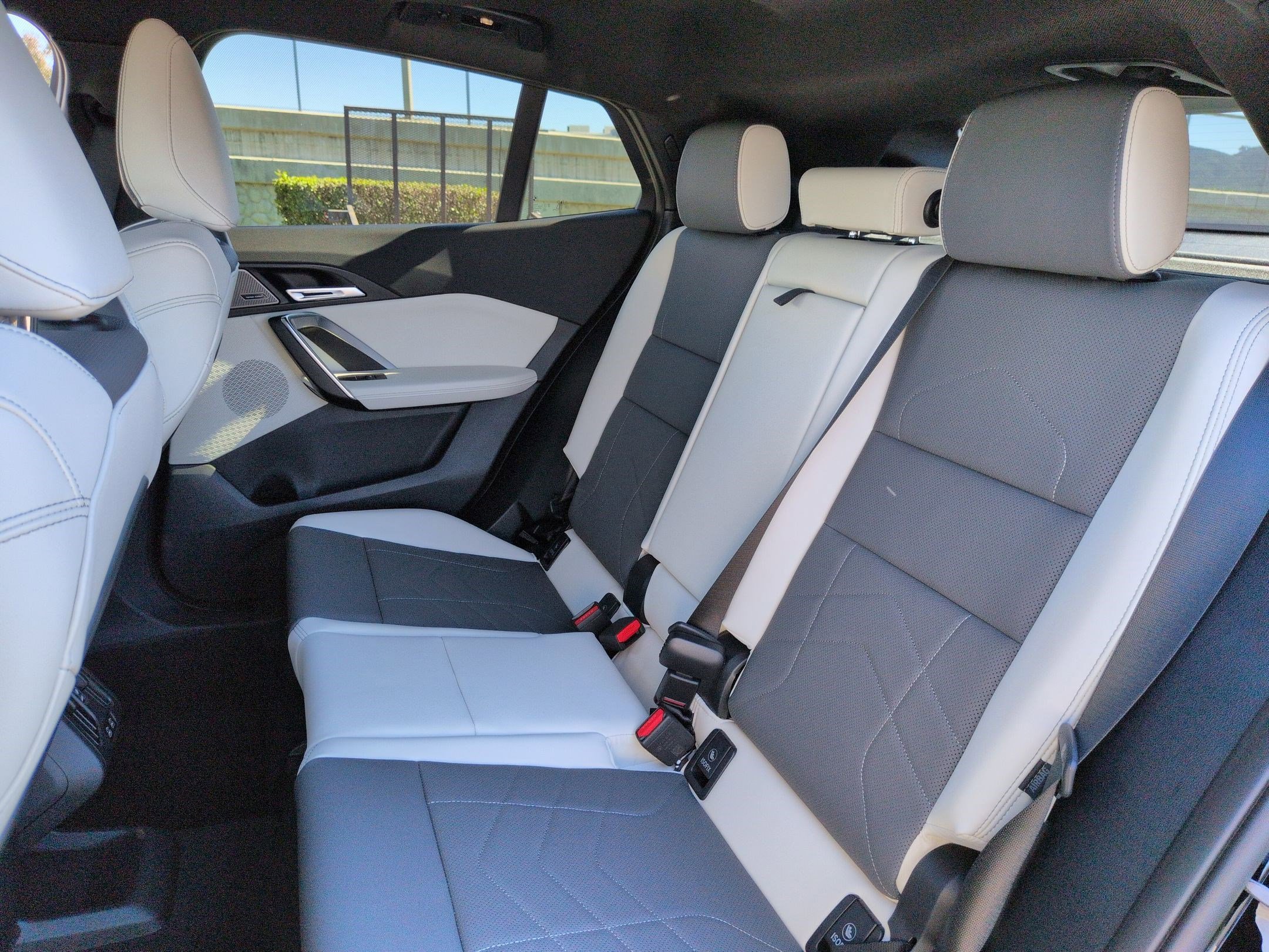 Used 2026 BMW X2 xDrive28i w/ Technology Package image 30