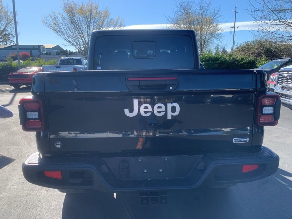 Used 2020 Jeep Gladiator Overland image 3