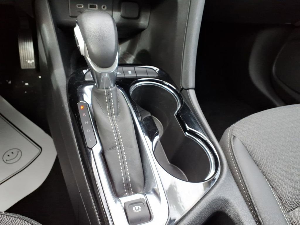 Used 2023 Buick Encore GX Select image 20