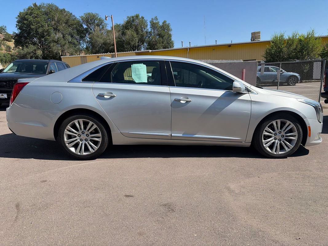 Used 2019 Cadillac XTS Luxury FWD image 8