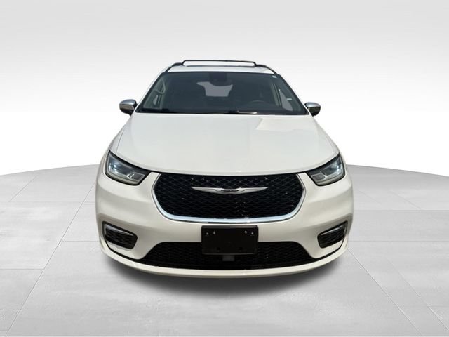 Used 2023 Chrysler Pacifica Limited FWD image 8