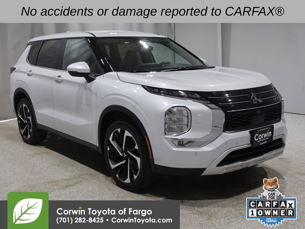 Used 2024 Mitsubishi Outlander SE