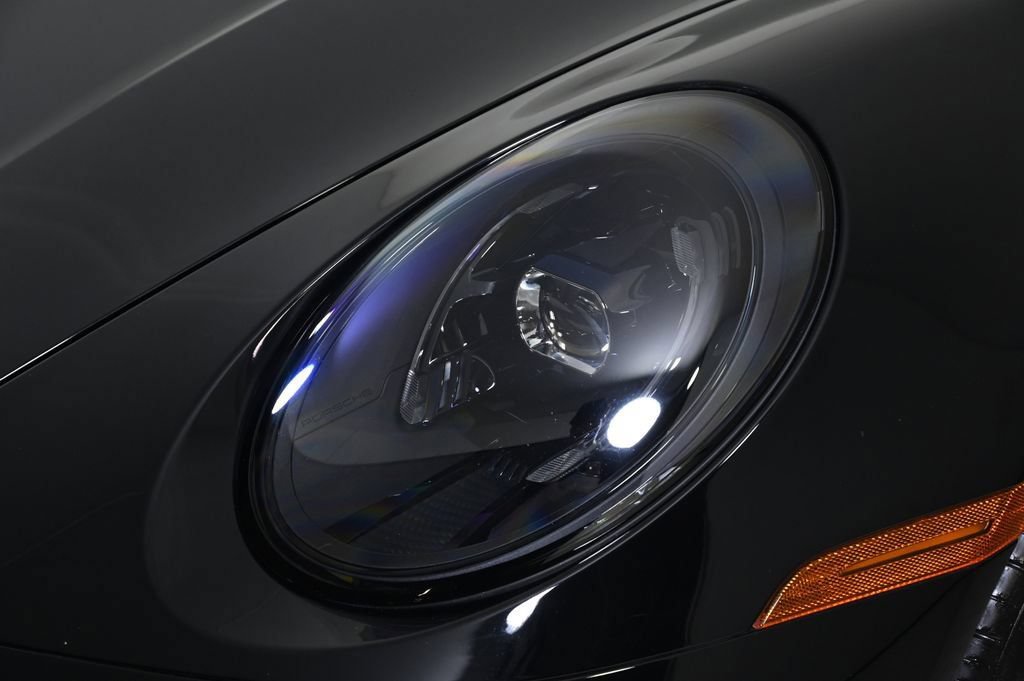 Used 2025 Porsche 911 Carrera w/ Sport Chrono Package RWD image 10