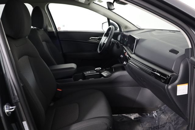 Used 2026 Kia Sportage LX FWD image 17