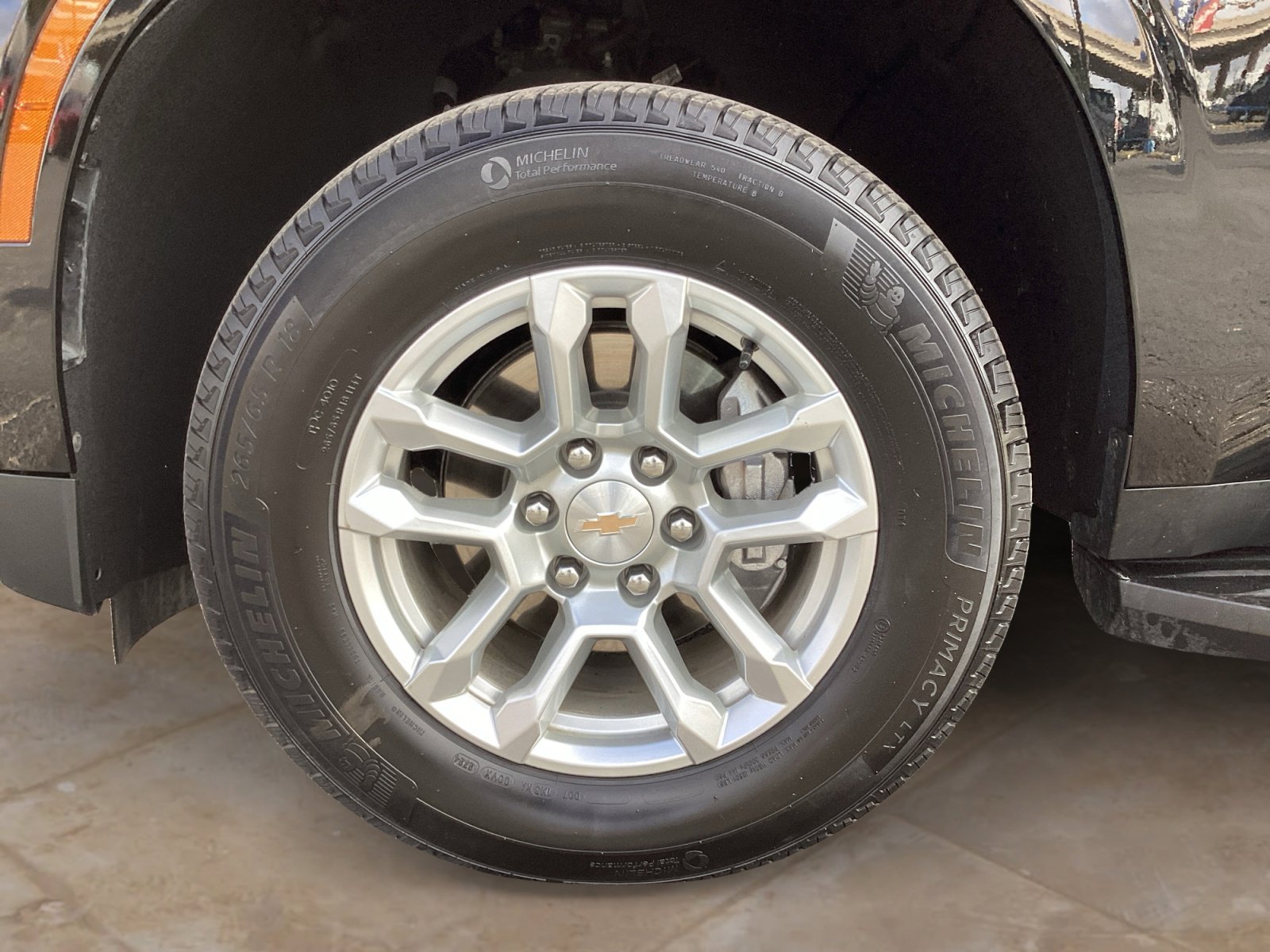 Used 2025 Chevrolet Tahoe LT image 36