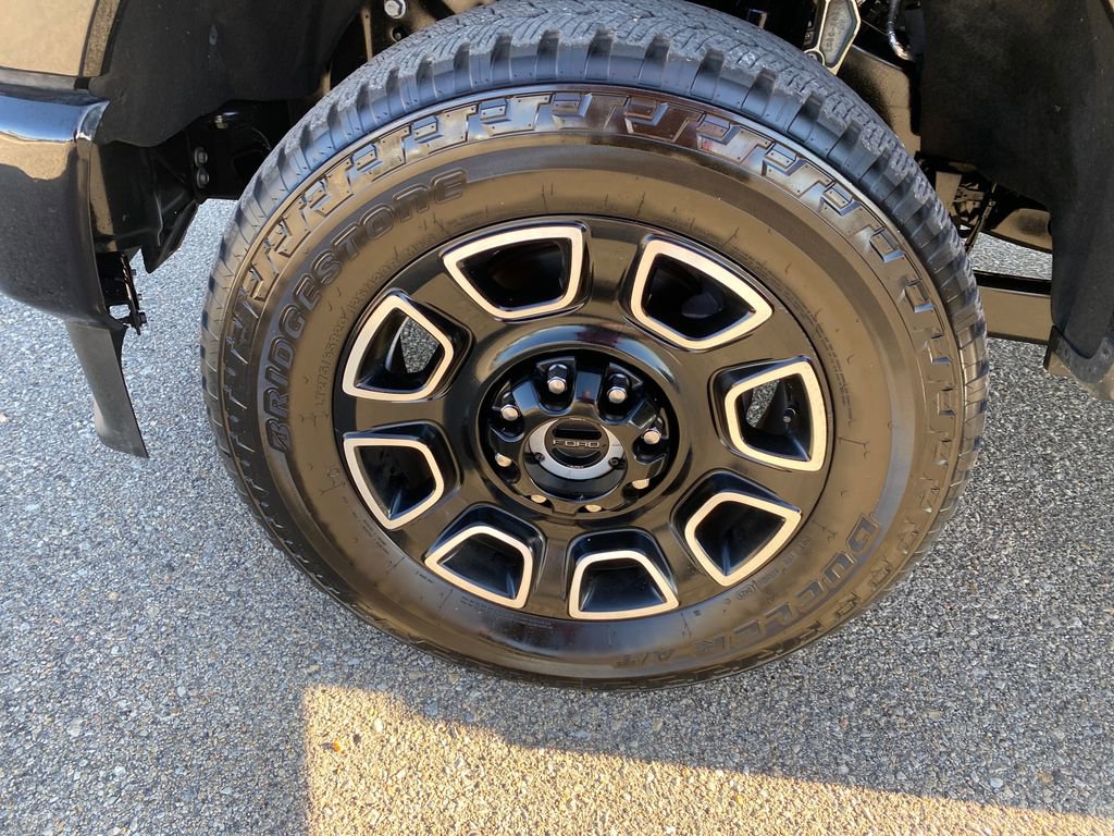 Used 2025 Ford F250 Platinum AWD/4WD image 30