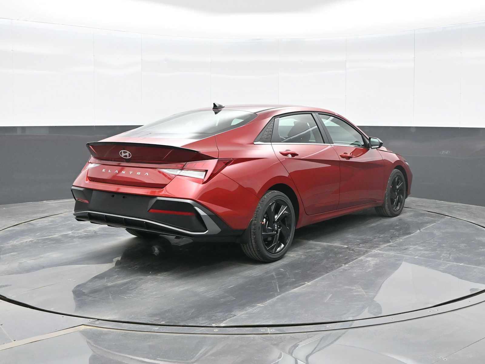 New 2026 Hyundai Elantra SEL Sport Premium image 7