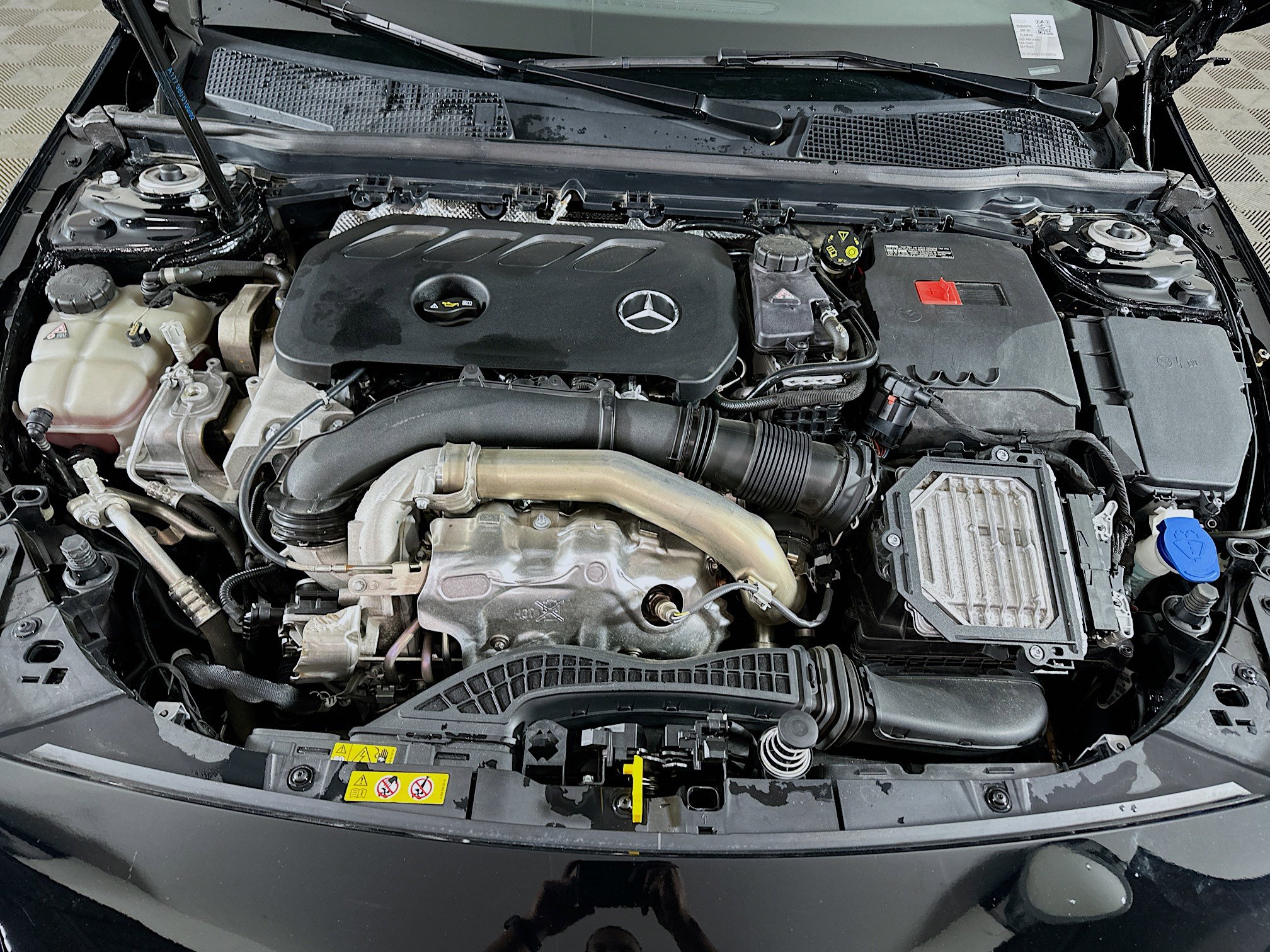 Used 2025 Mercedes-Benz CLA 250 image 33