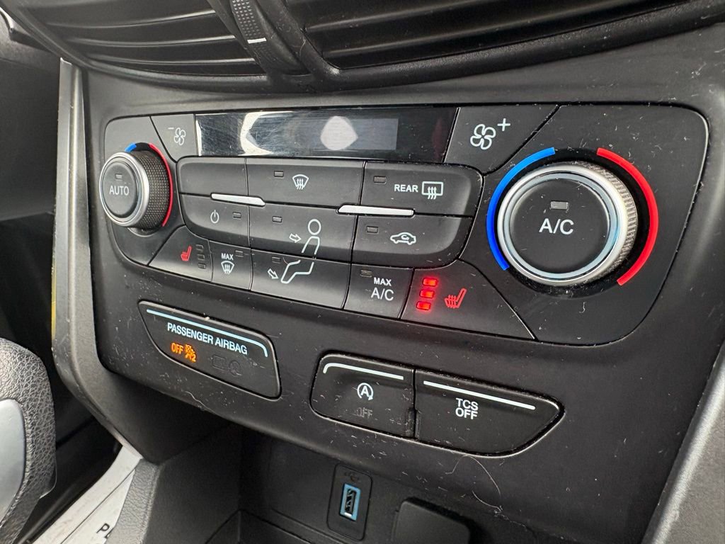 Used 2018 Ford Escape SE image 34