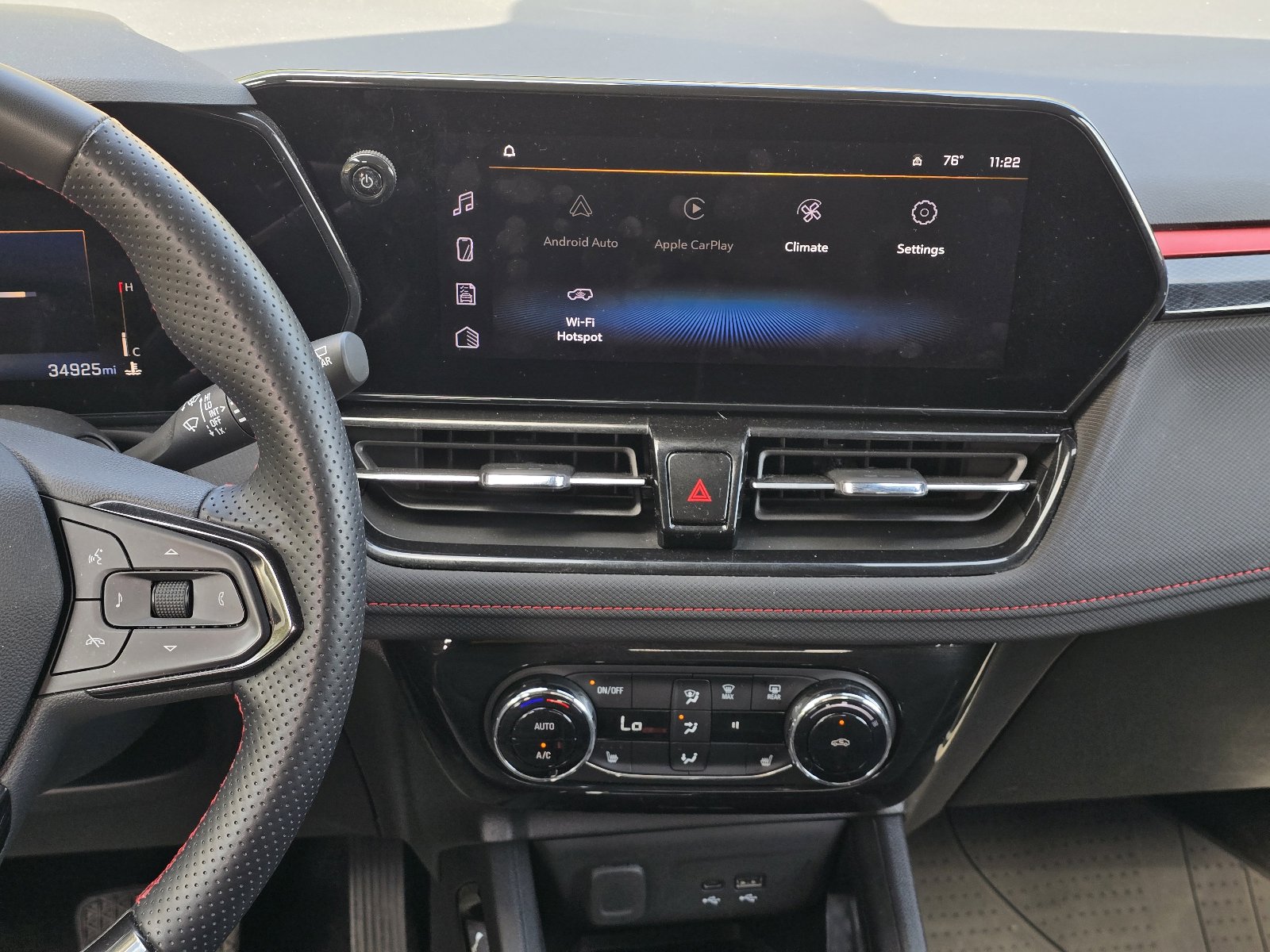 Used 2024 Chevrolet TrailBlazer RS w/ Convenience Package image 15