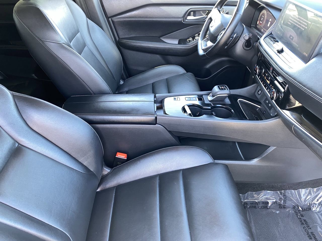 Certified 2025 Nissan Rogue SL w/ SL Premium Package FWD image 10
