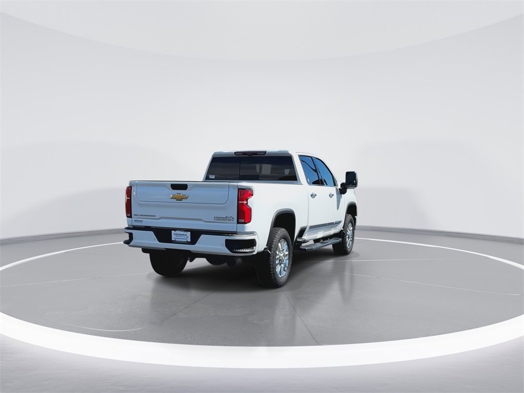 Used 2024 Chevrolet Silverado 2500 High Country w/ High Country Premium Package image 8