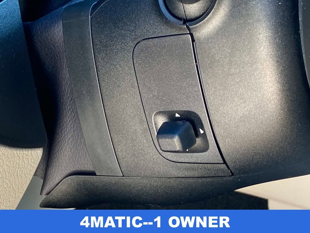 Used 2023 Mercedes-Benz C 300 4MATIC Sedan image 28