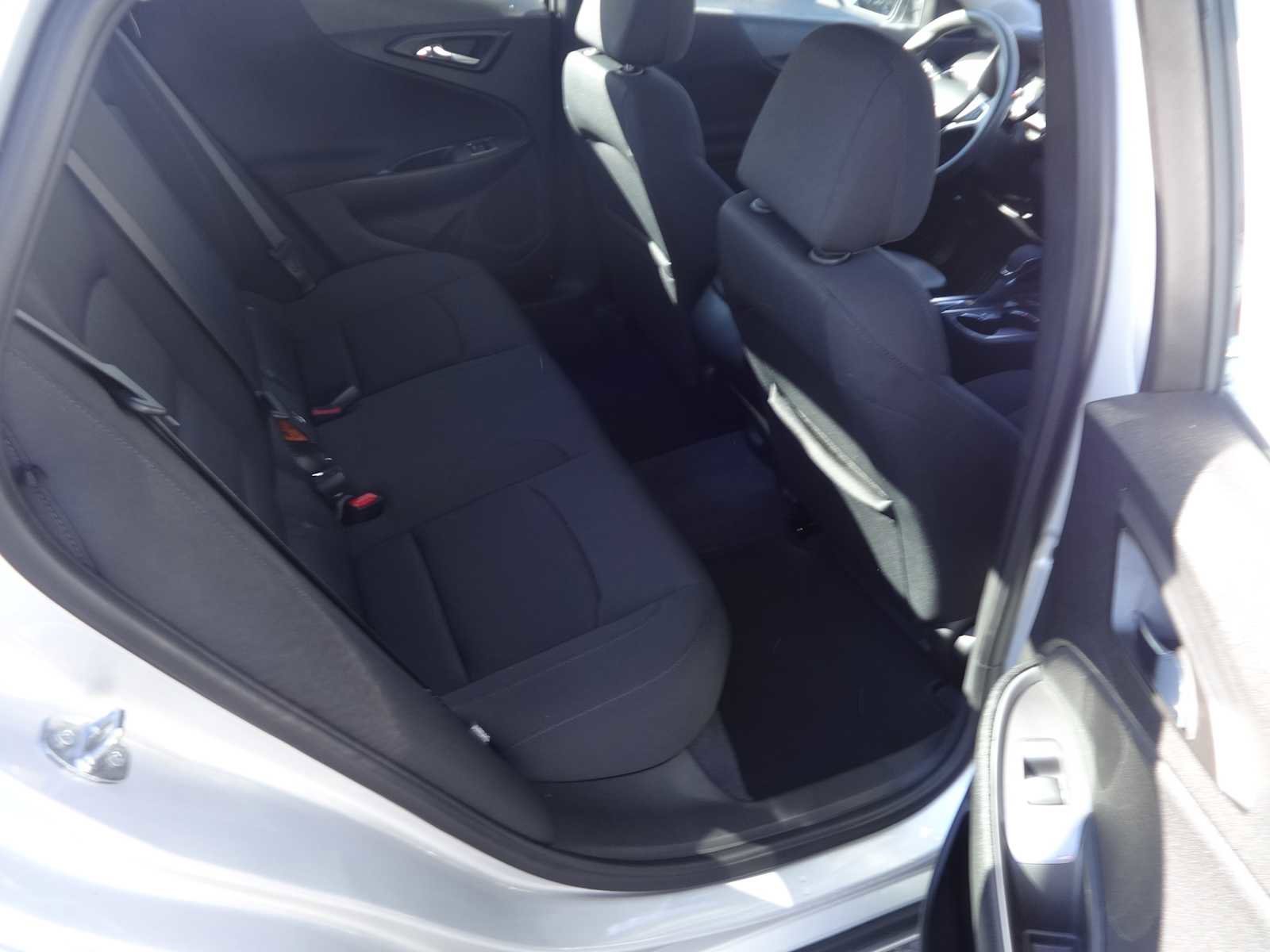 Used 2021 Chevrolet Malibu LS image 8