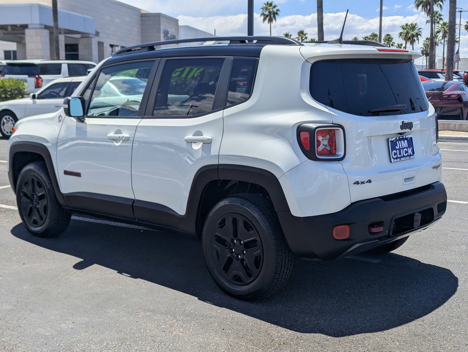 Used 2018 Jeep Renegade Trailhawk AWD/4WD image 4