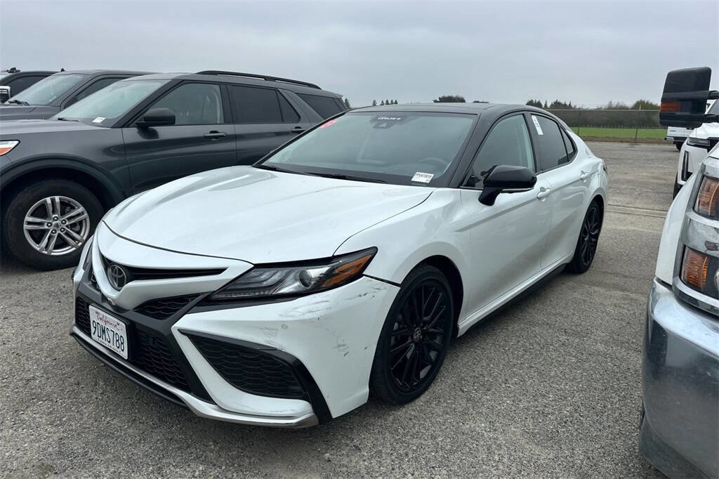 Used 2023 Toyota Camry XSE w/ Navigation Package image 3