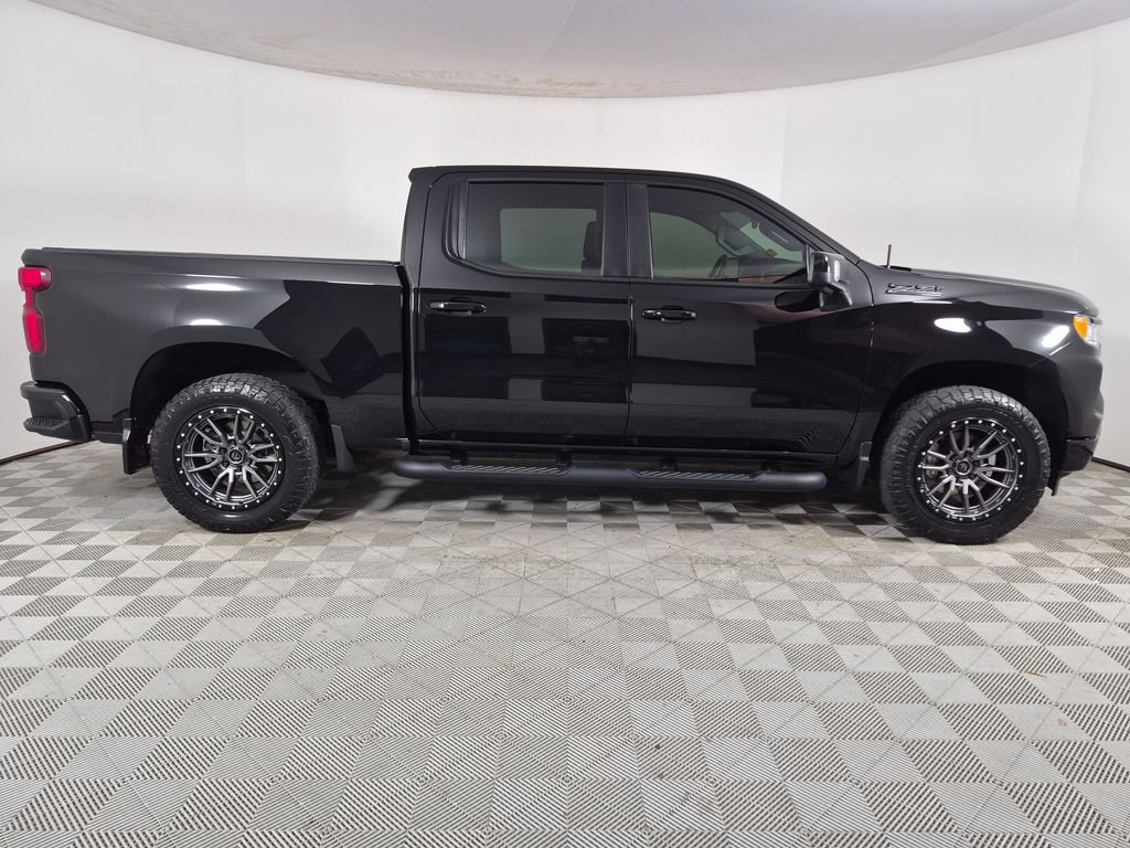 Used 2023 Chevrolet Silverado 1500 RST w/ RST All Star Premium Package AWD/4WD image 2