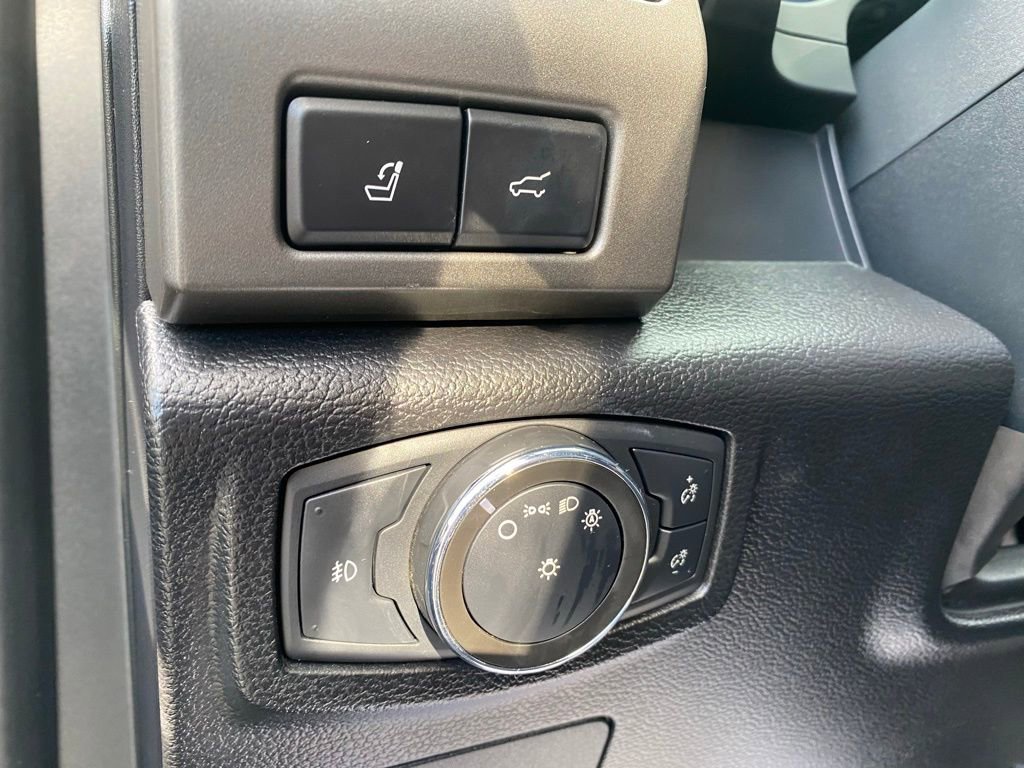 Certified 2021 Ford Expedition XLT image 16