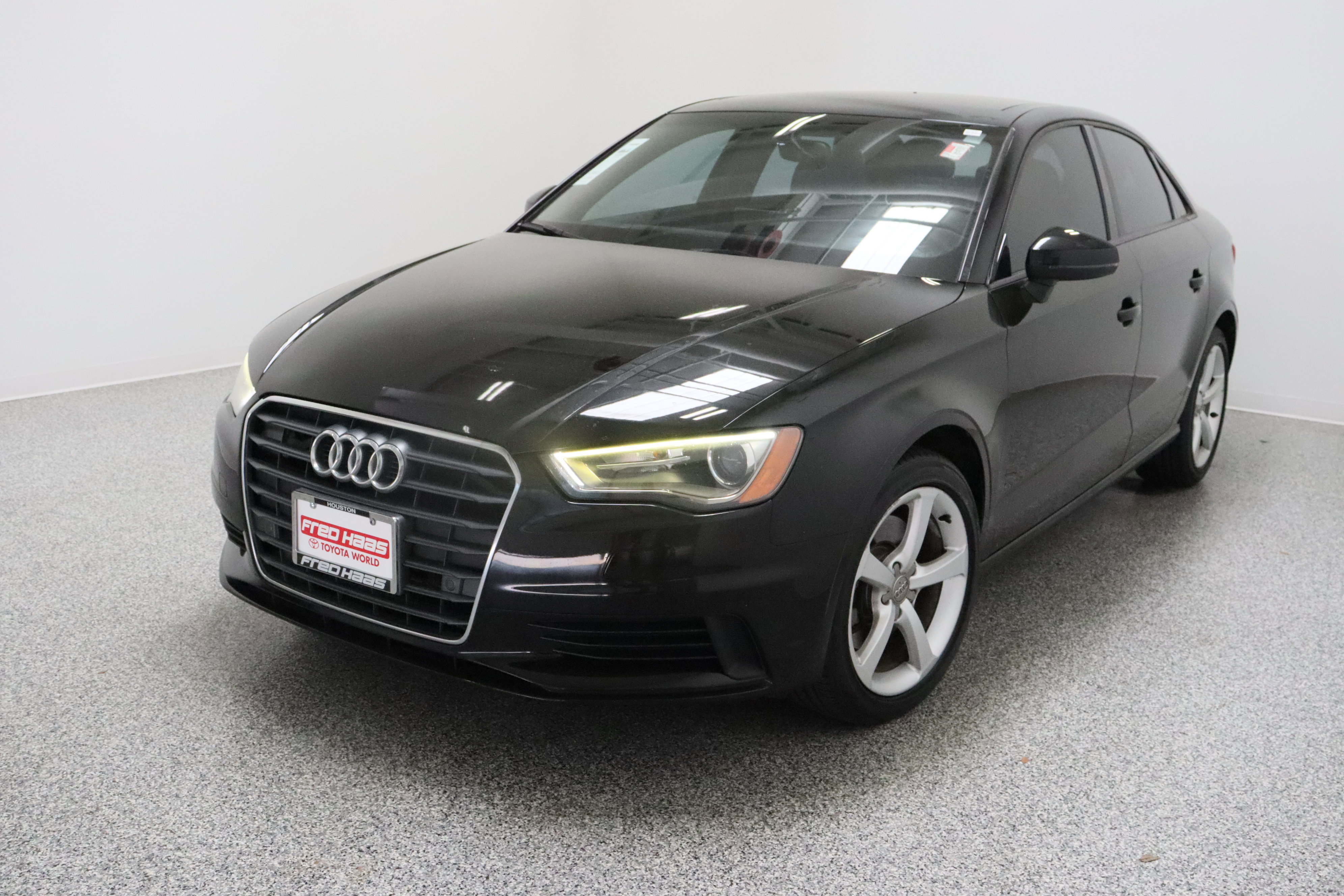 Used 2016 Audi A3 1.8T Premium image 2
