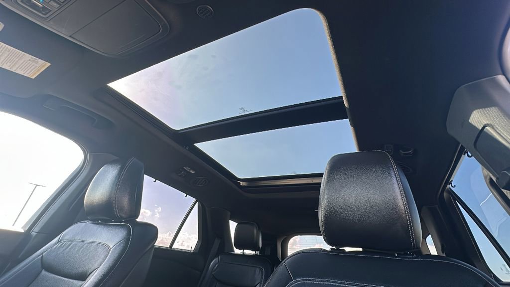 Used 2020 Ford Explorer Limited w/ Class III Trailer Tow Package image 5