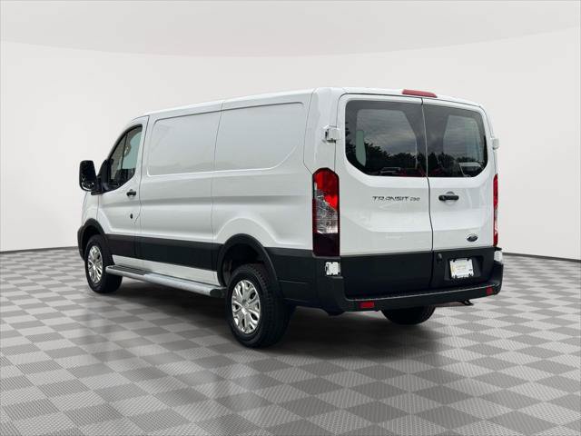 Used 2025 Ford Transit 250 Low Roof w/ Exterior Upgrade Package RWD image 5