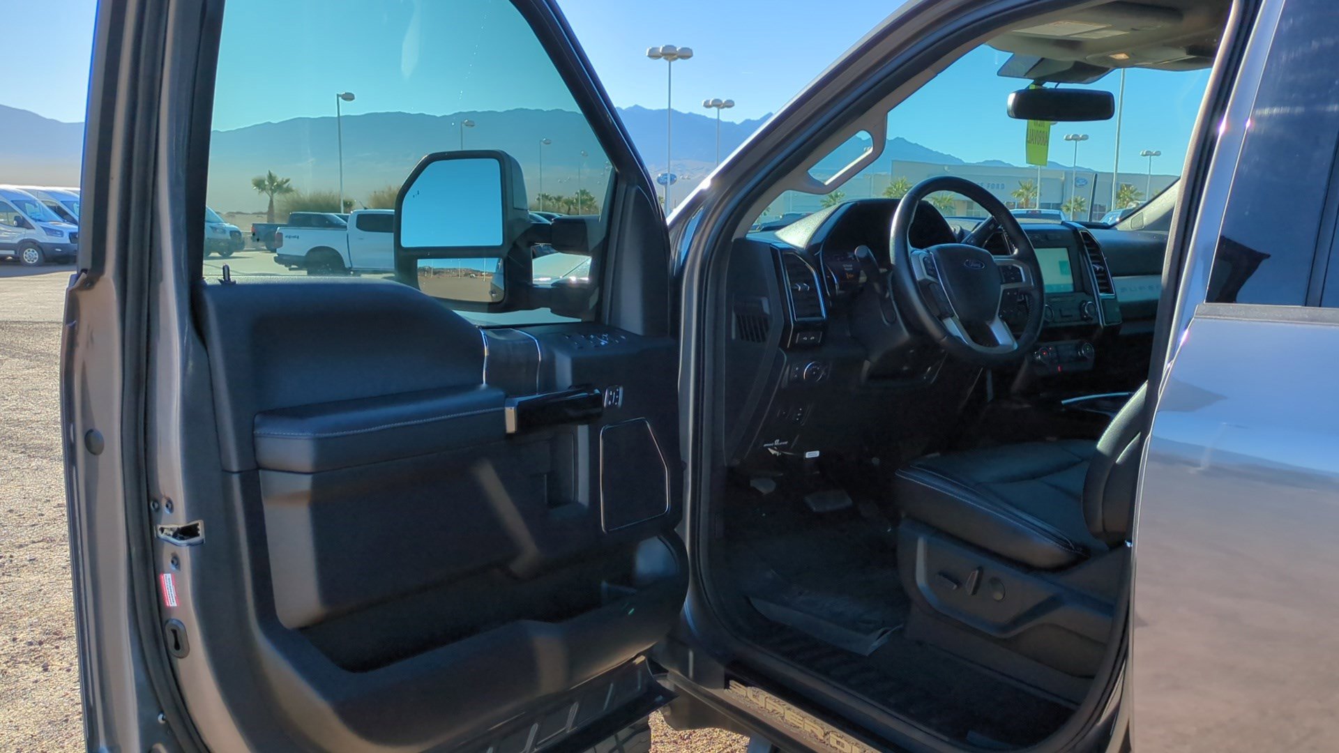 Used 2021 Ford F250 Lariat image 11