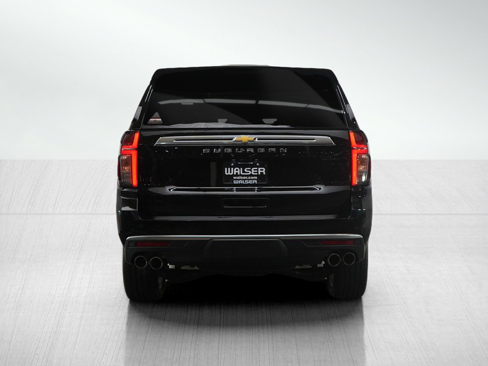 Used 2024 Chevrolet Suburban High Country w/ Premium Package image 4