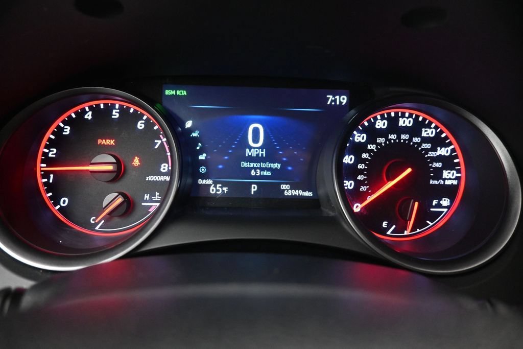 Used 2023 Toyota Camry XSE FWD image 18