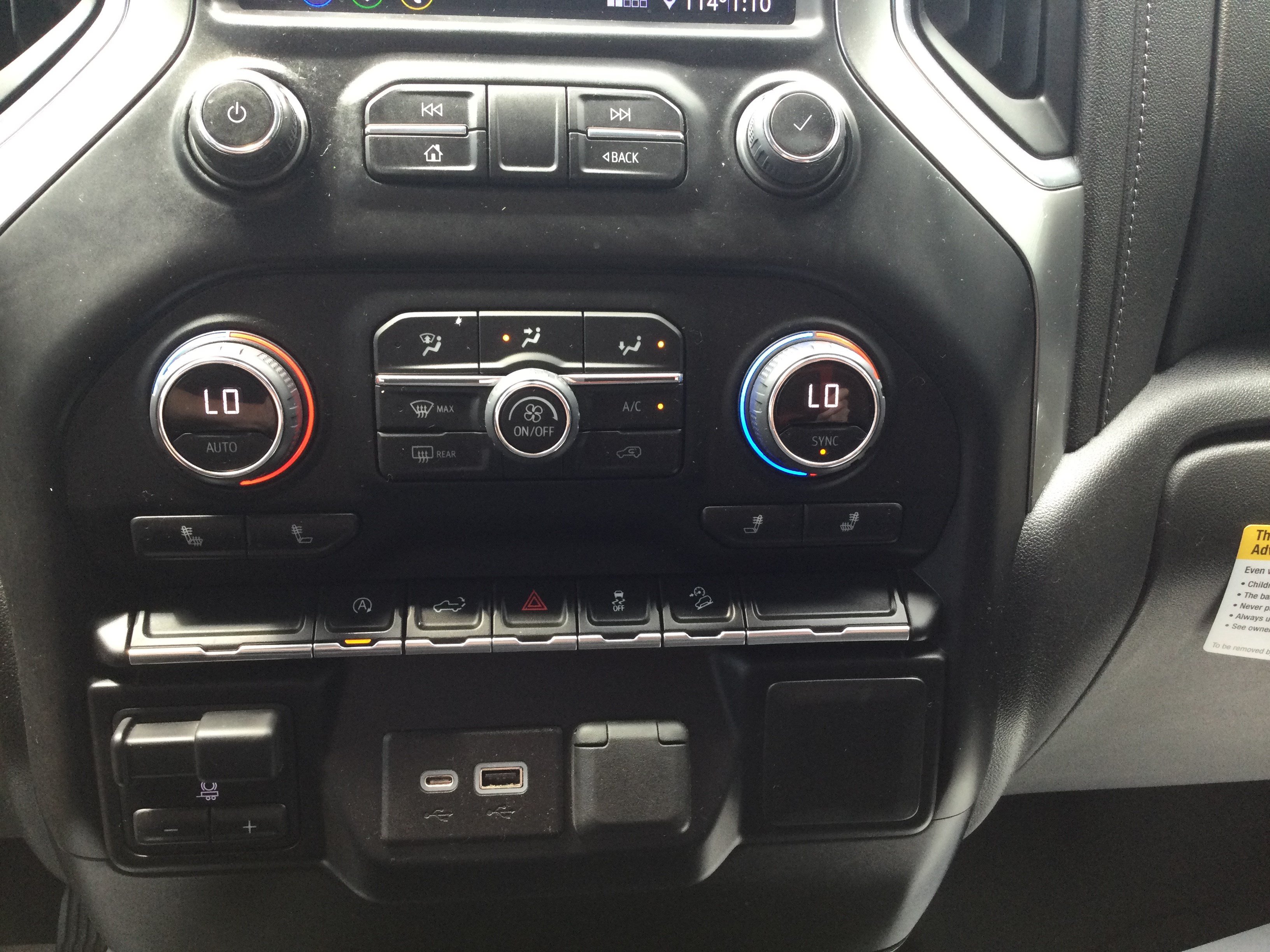 Used 2021 Chevrolet Silverado 1500 LT AWD/4WD image 13