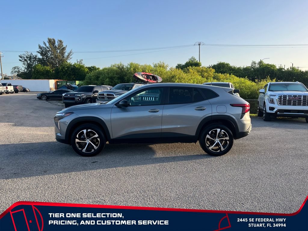 Certified 2024 Chevrolet Trax RS FWD image 8
