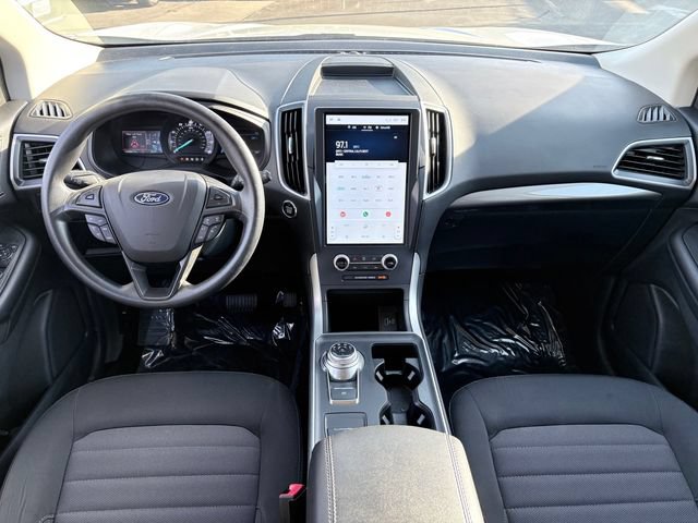 Used 2023 Ford Edge SE w/ Black Appearance Package AWD/4WD image 8