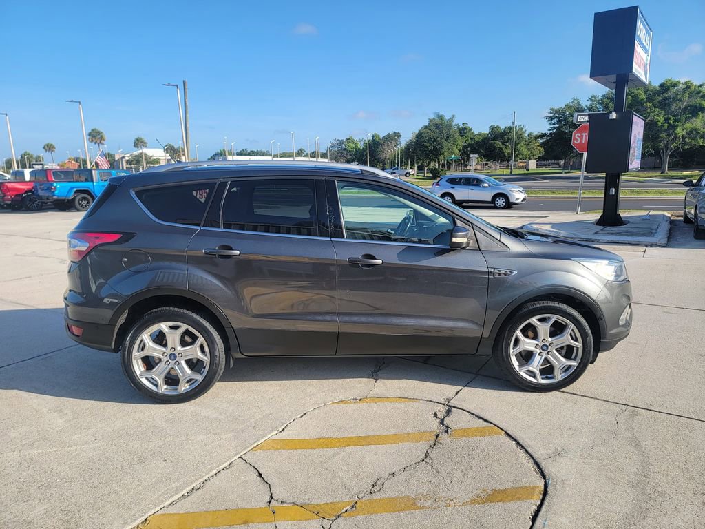 Used 2018 Ford Escape Titanium AWD/4WD image 6