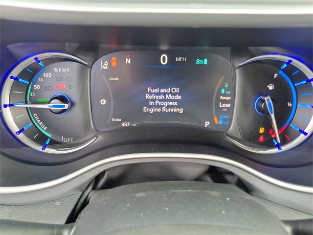 New 2023 Chrysler Pacifica Touring-L w/ S Appearance Package image 24