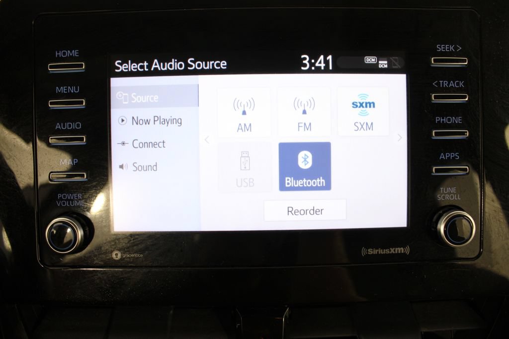 Used 2021 Toyota Camry SE FWD image 5