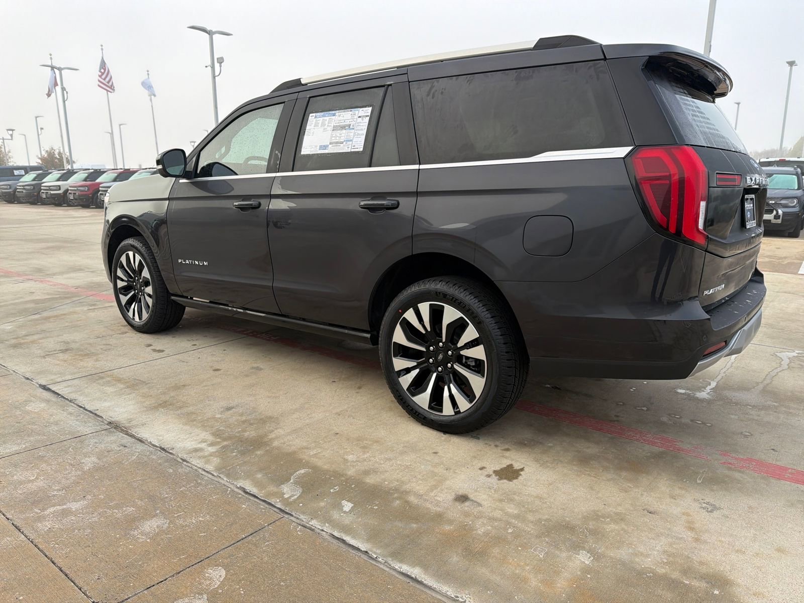 New 2025 Ford Expedition Platinum w/ Driver's Package image 3