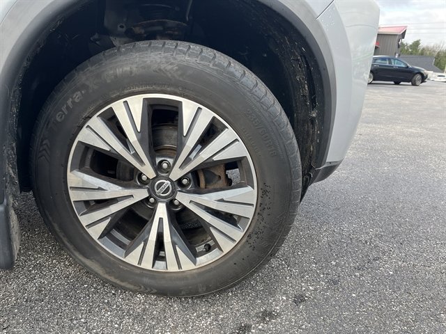 Used 2021 Nissan Rogue SV AWD/4WD image 5