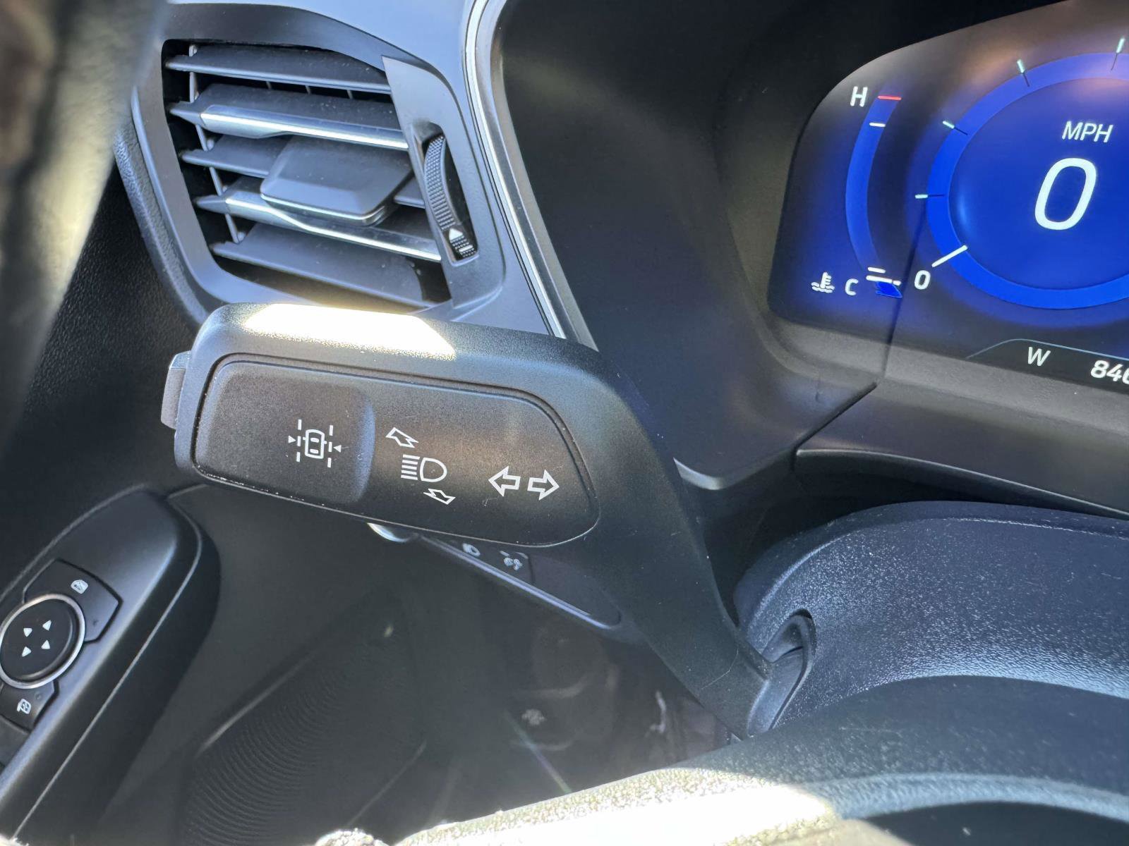 Used 2021 Ford Escape SEL w/ Technology Package AWD/4WD image 30