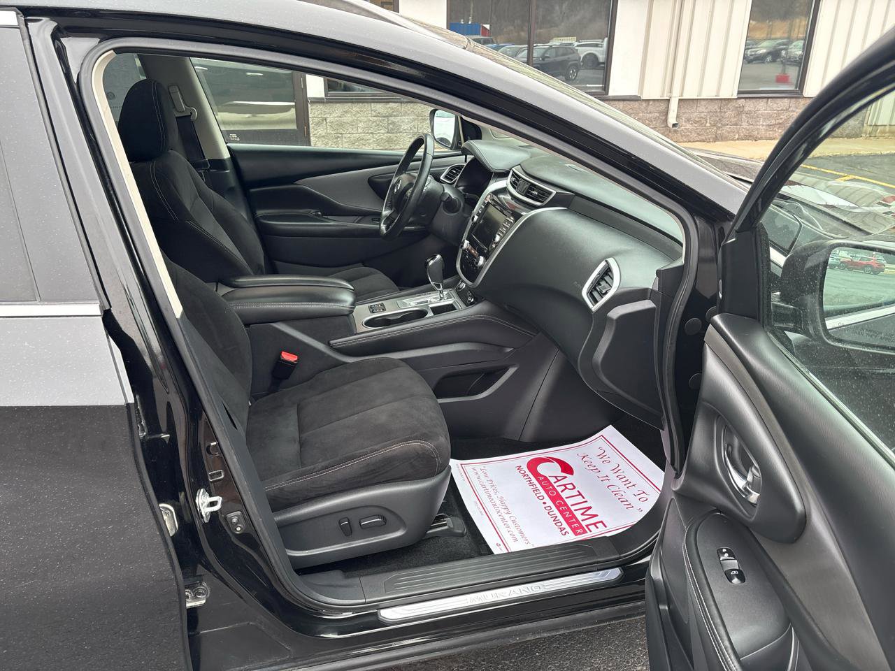 Used 2019 Nissan Murano SV w/ Premium Package image 15