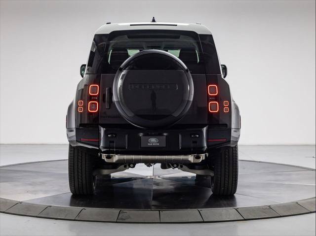 New 2026 Land Rover Defender 110 X-Dynamic SE AWD/4WD image 4