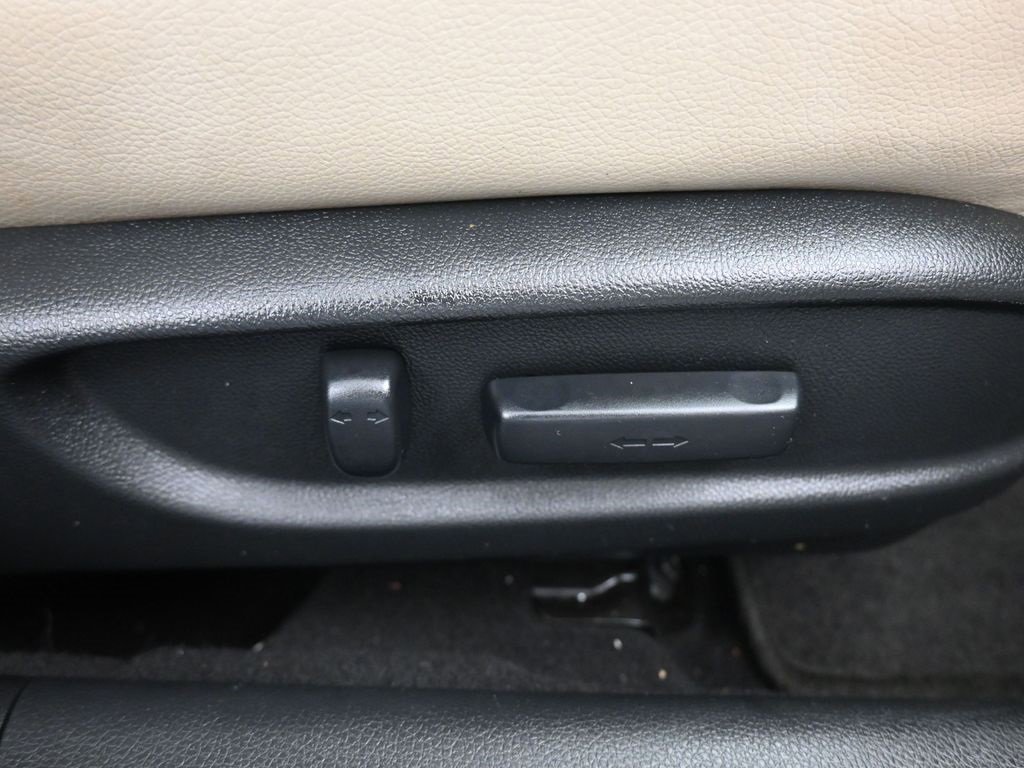 Used 2017 Honda Accord Touring image 45