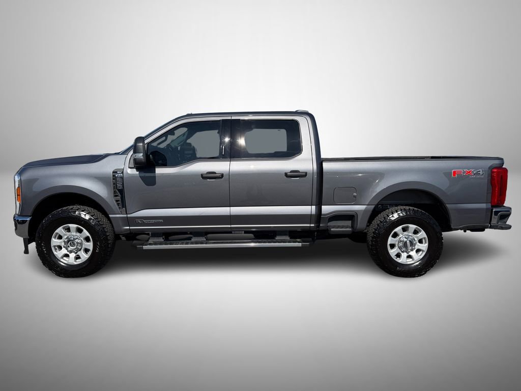 Used 2024 Ford F250 XLT w/ FX4 Off-Road Package AWD/4WD image 5
