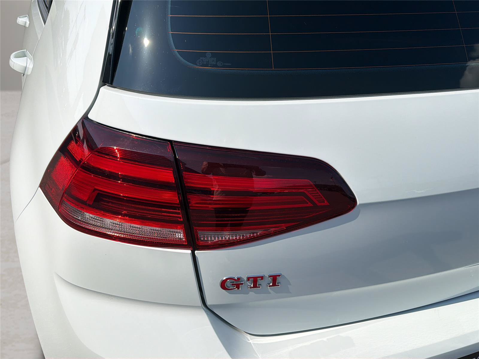 Used 2019 Volkswagen GTI Autobahn FWD image 34