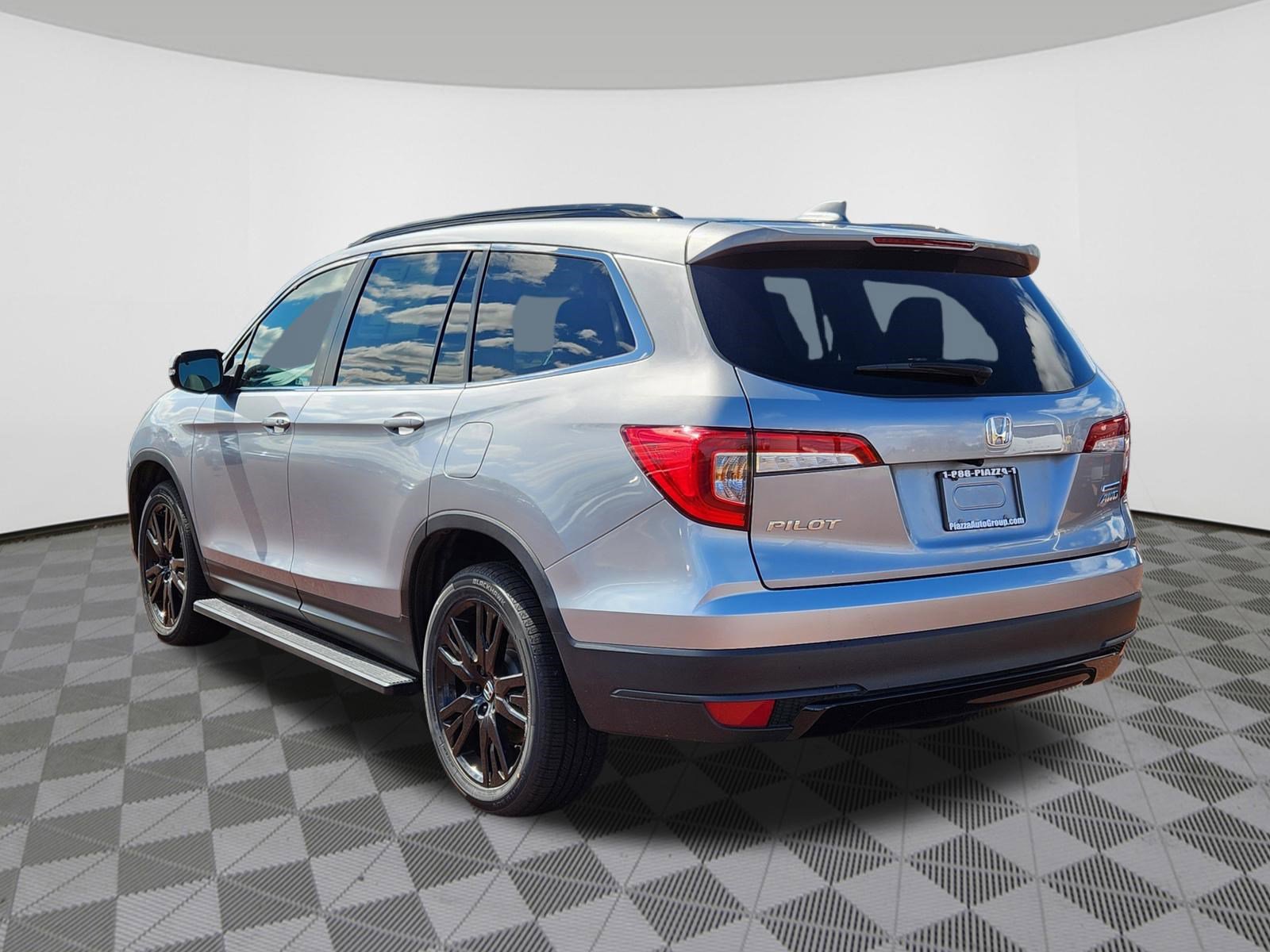 Used 2022 Honda Pilot Special Edition image 3