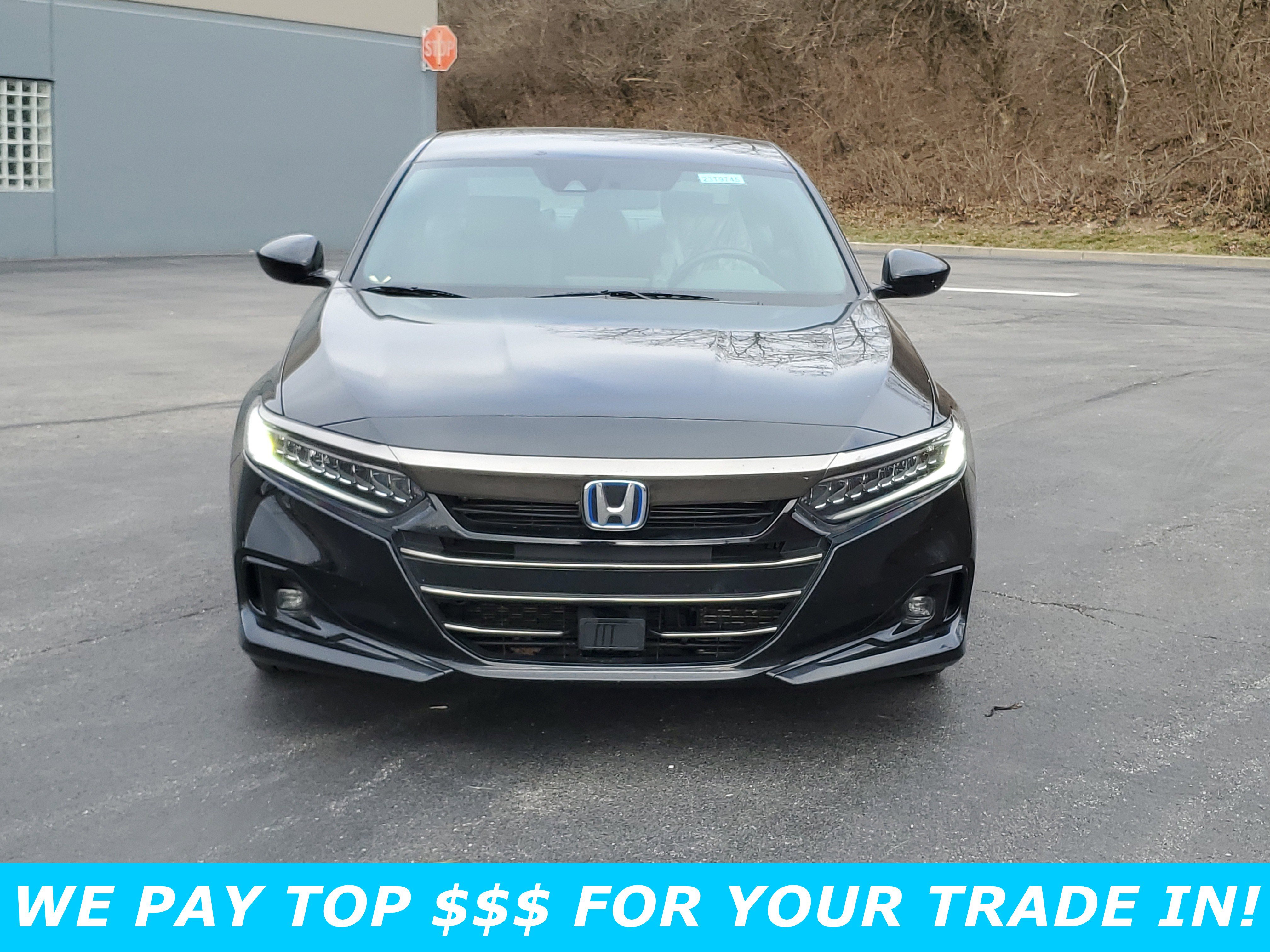 Used 2022 Honda Accord Sport image 2