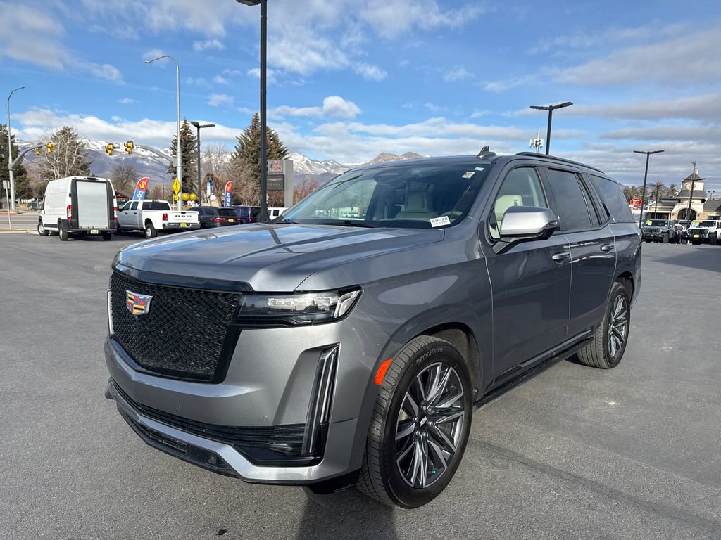 Used 2022 Cadillac Escalade Sport Platinum w/ Heavy-Duty Trailer Package image 4
